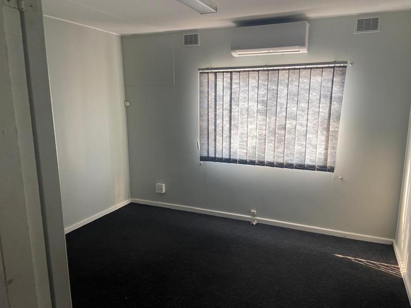 To Let commercial Property for Rent in Deal Party Eastern Cape